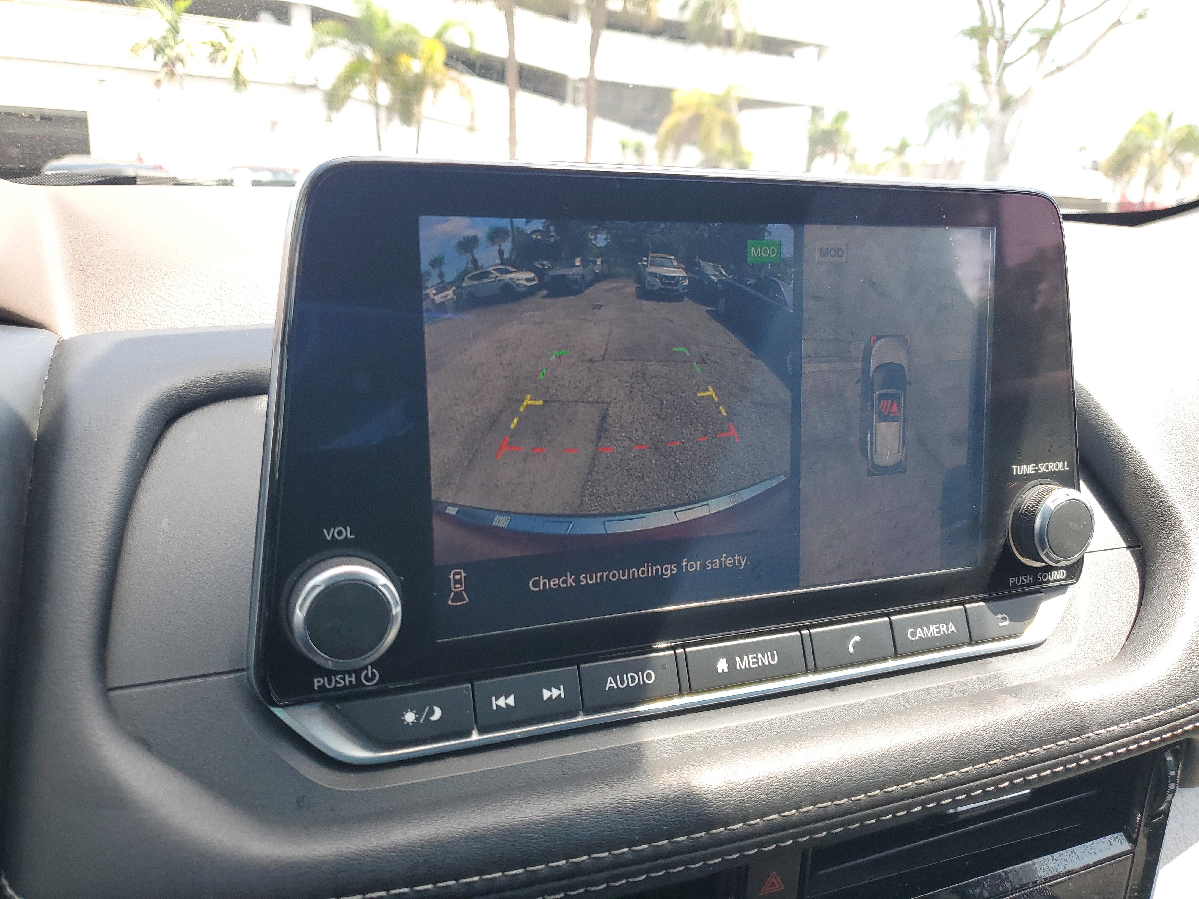 Used 2021 Nissan Rogue SV image 8