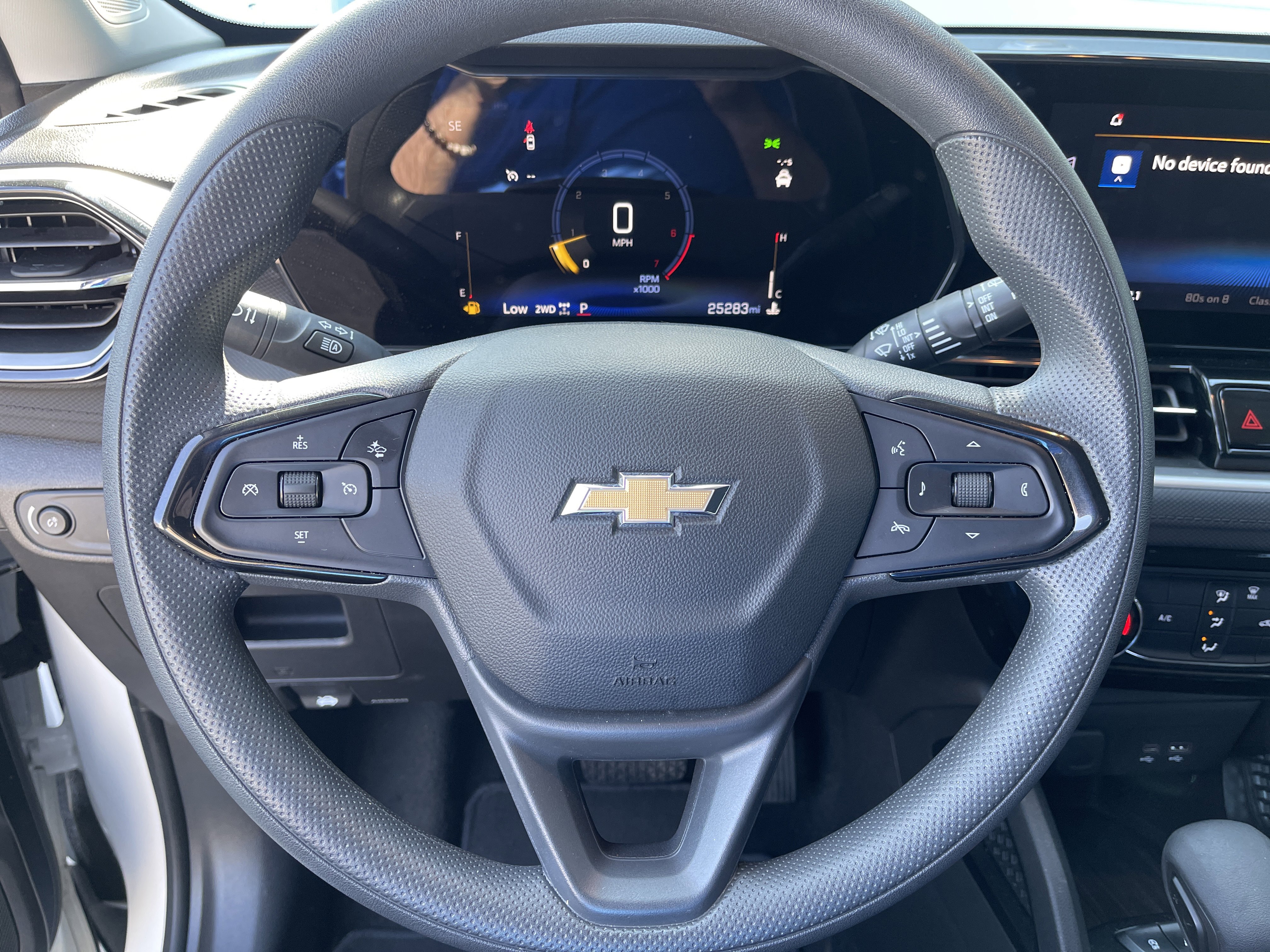 Used 2025 Chevrolet TrailBlazer LT image 23