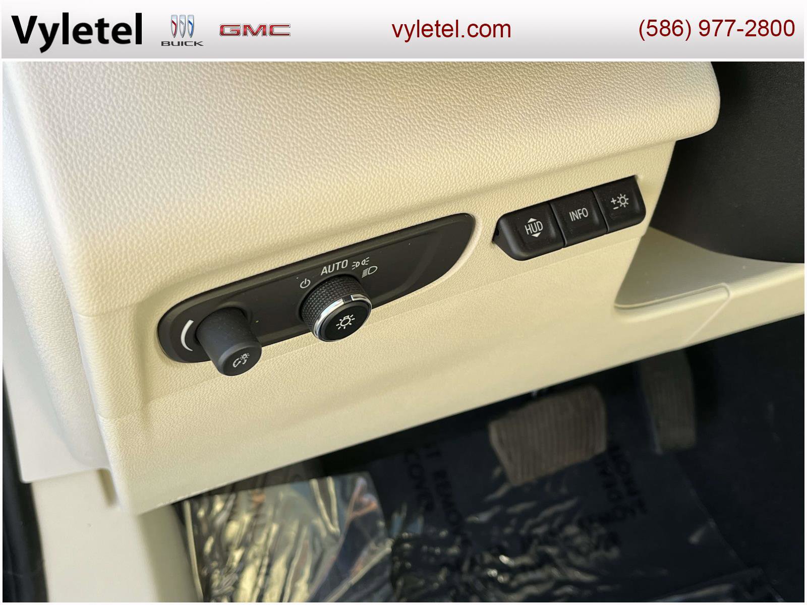 Certified 2023 Buick Envision Avenir image 22