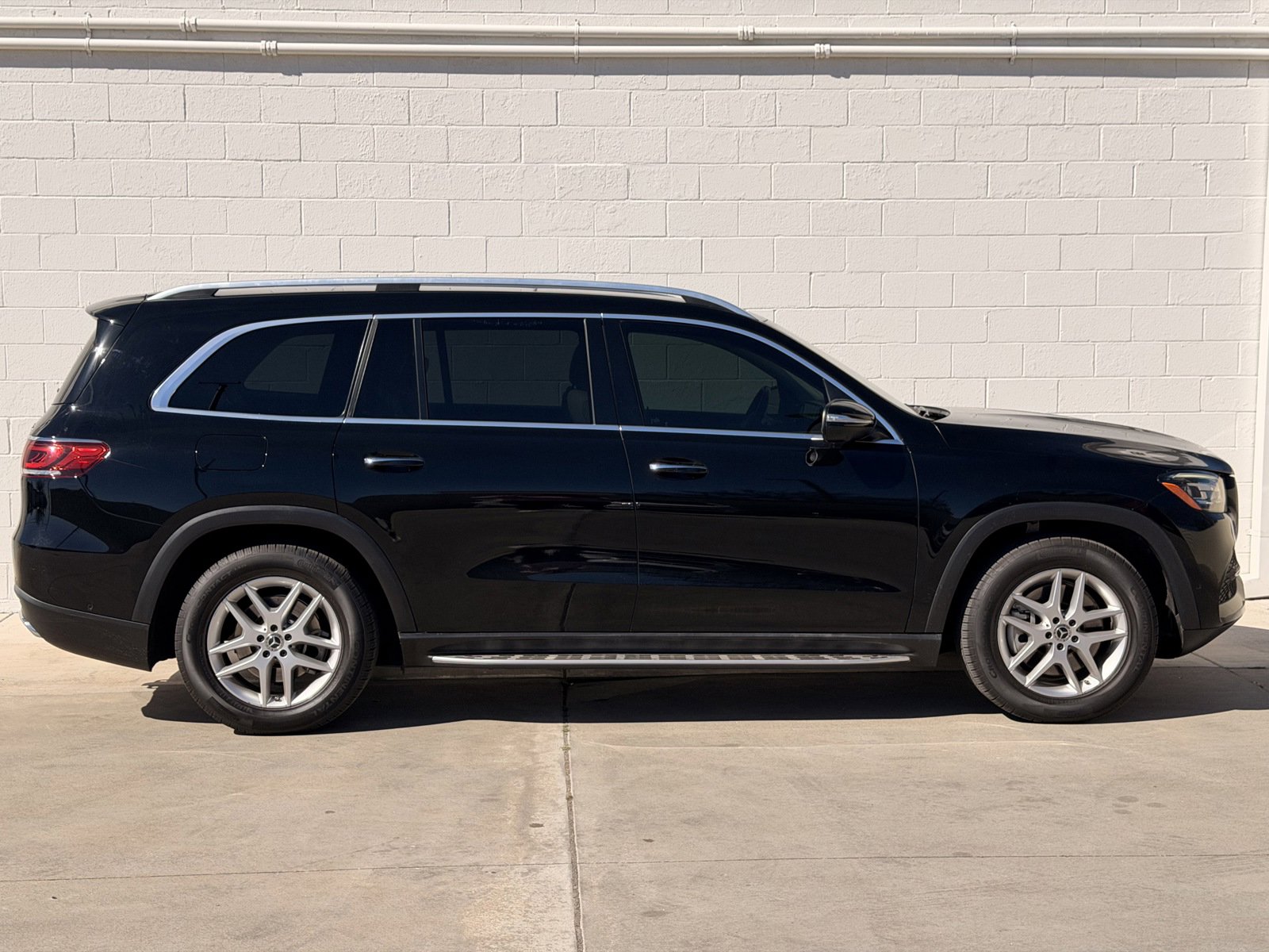 Used 2020 Mercedes-Benz GLS 450 4MATIC image 4