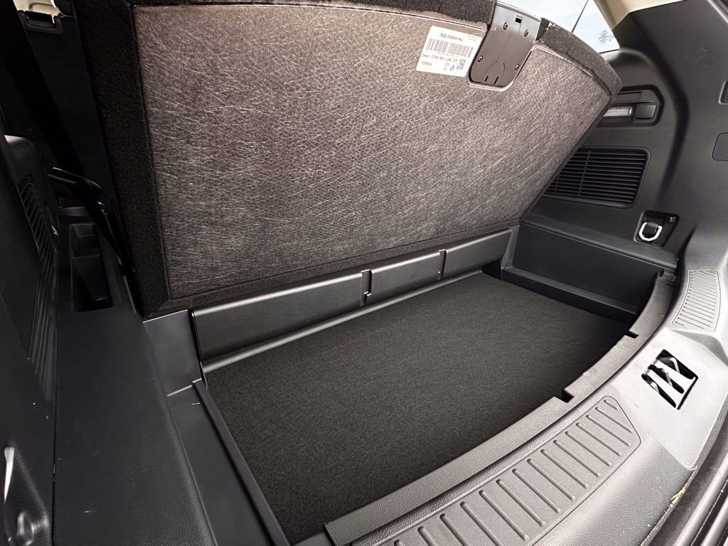 New 2026 Ford Explorer Active image 76