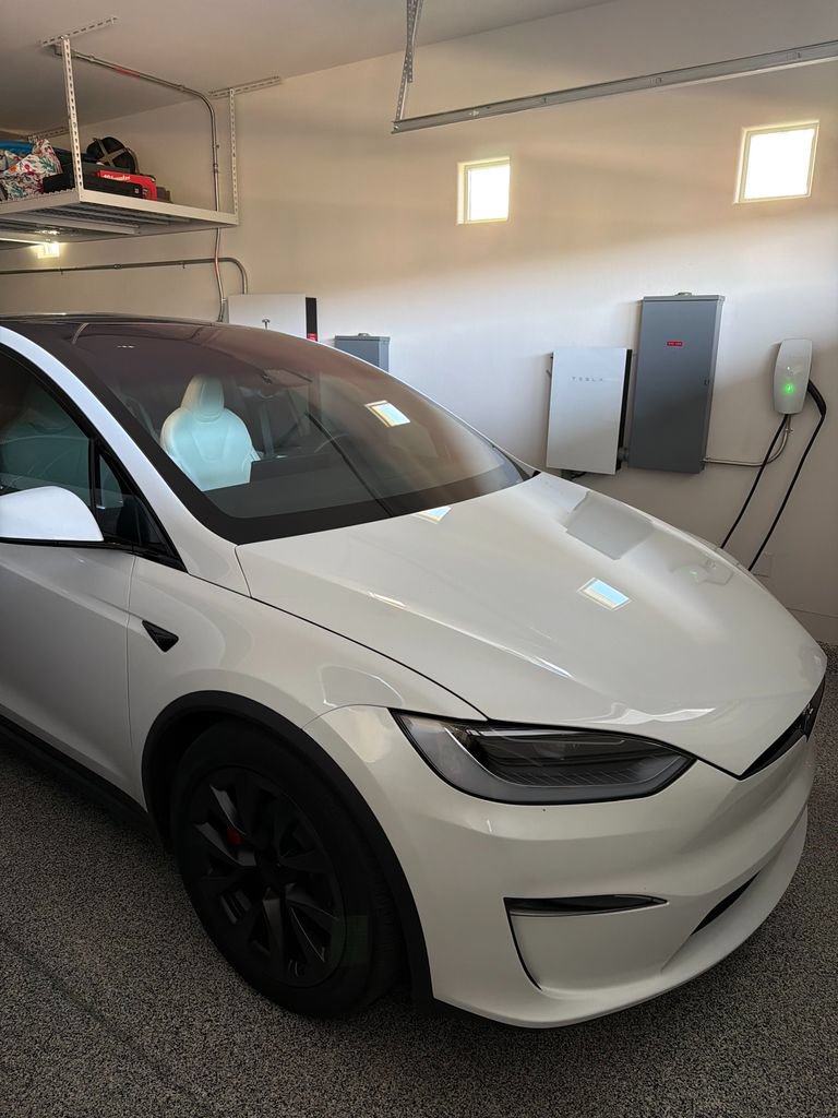 Used 2025 Tesla Model X Plaid AWD/4WD image 1