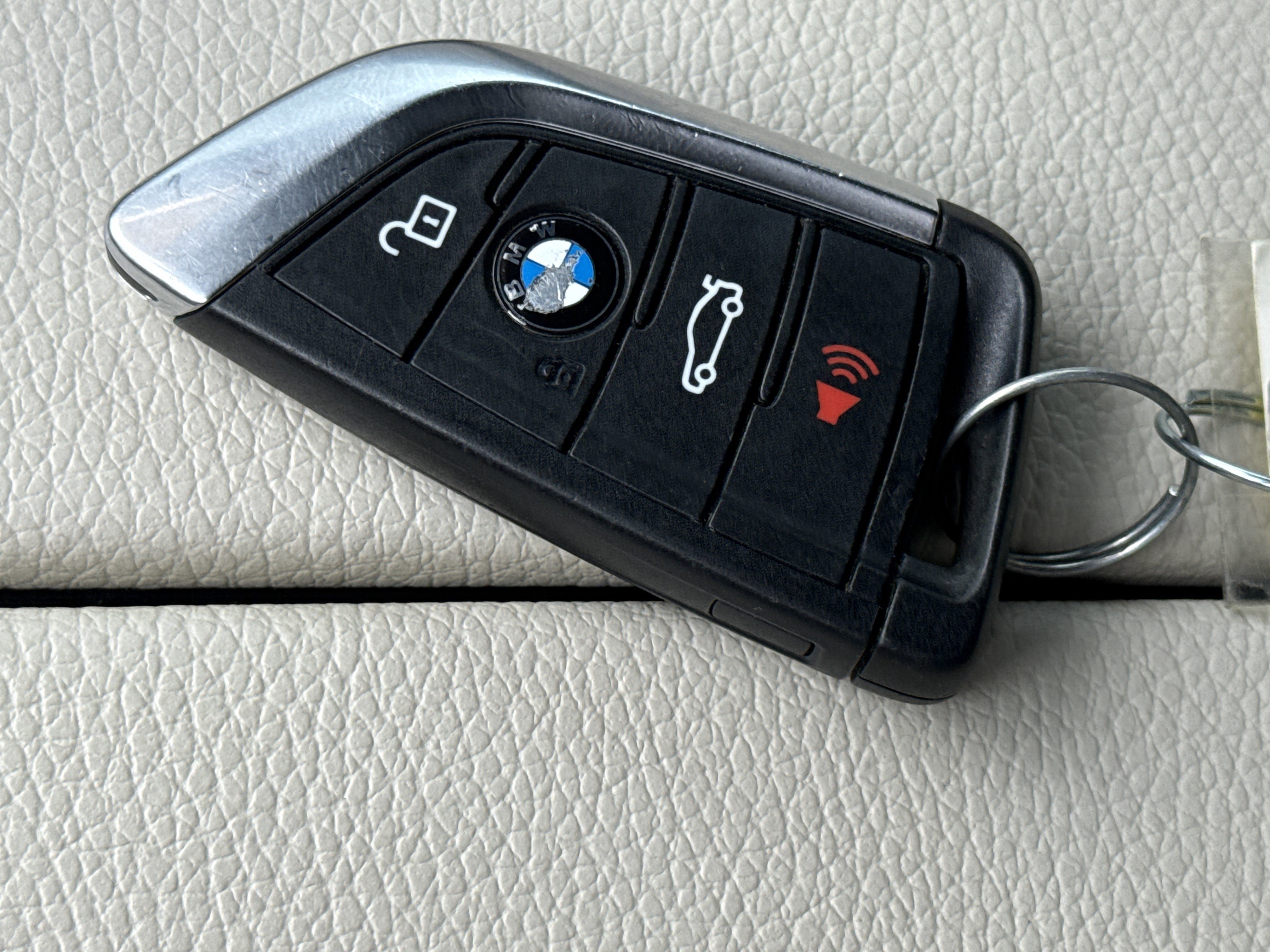 Used 2021 BMW 530i w/ Premium Package RWD image 36