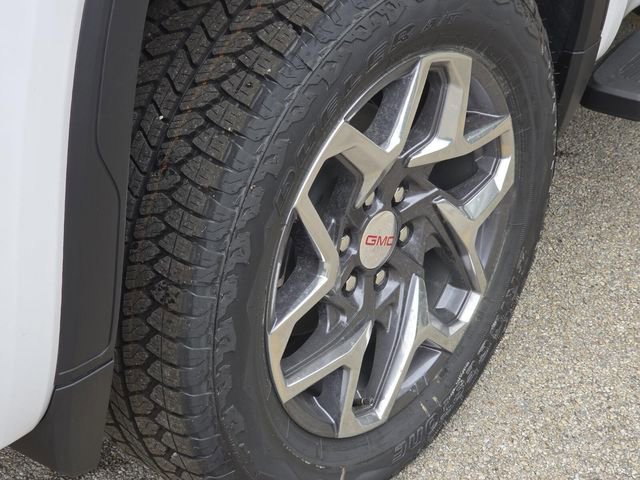 New 2026 GMC Sierra 1500 SLT AWD/4WD image 8