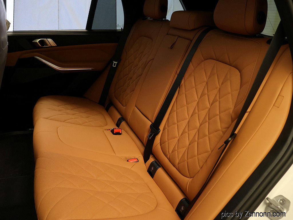 New 2026 BMW X5 xDrive40i AWD/4WD image 12