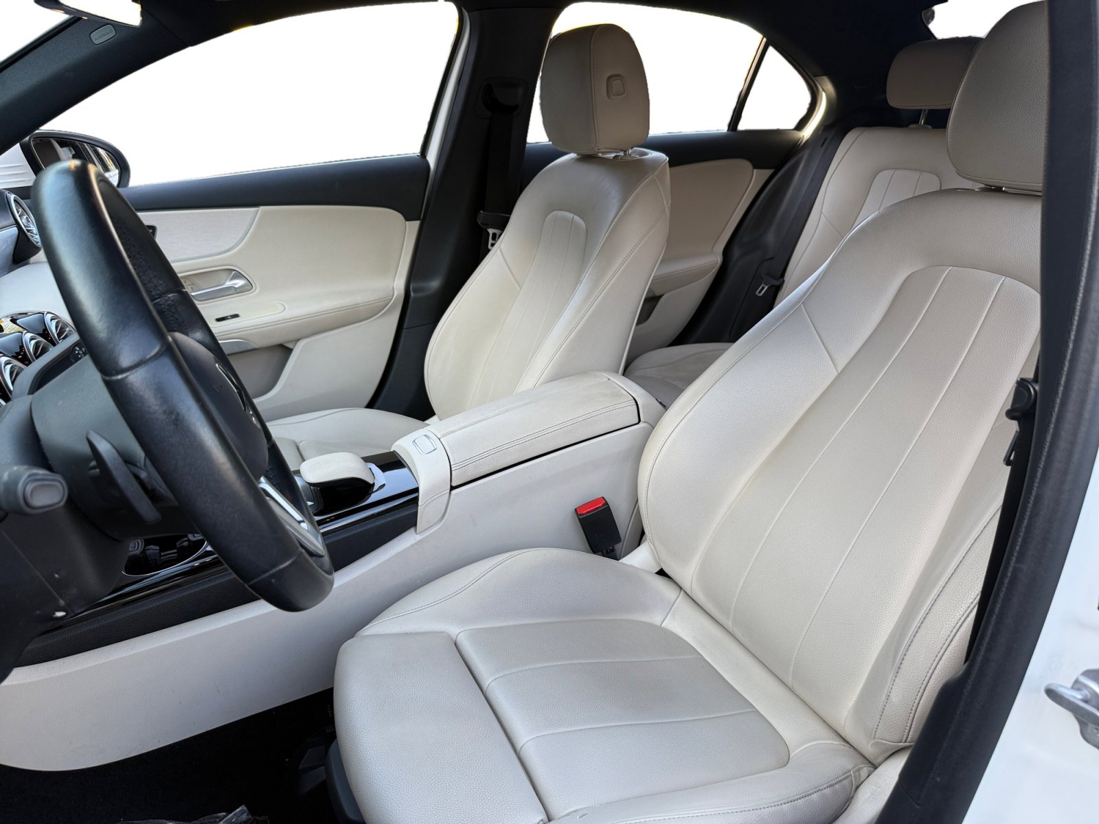 Used 2021 Mercedes-Benz A 220 w/ Premium Package image 9