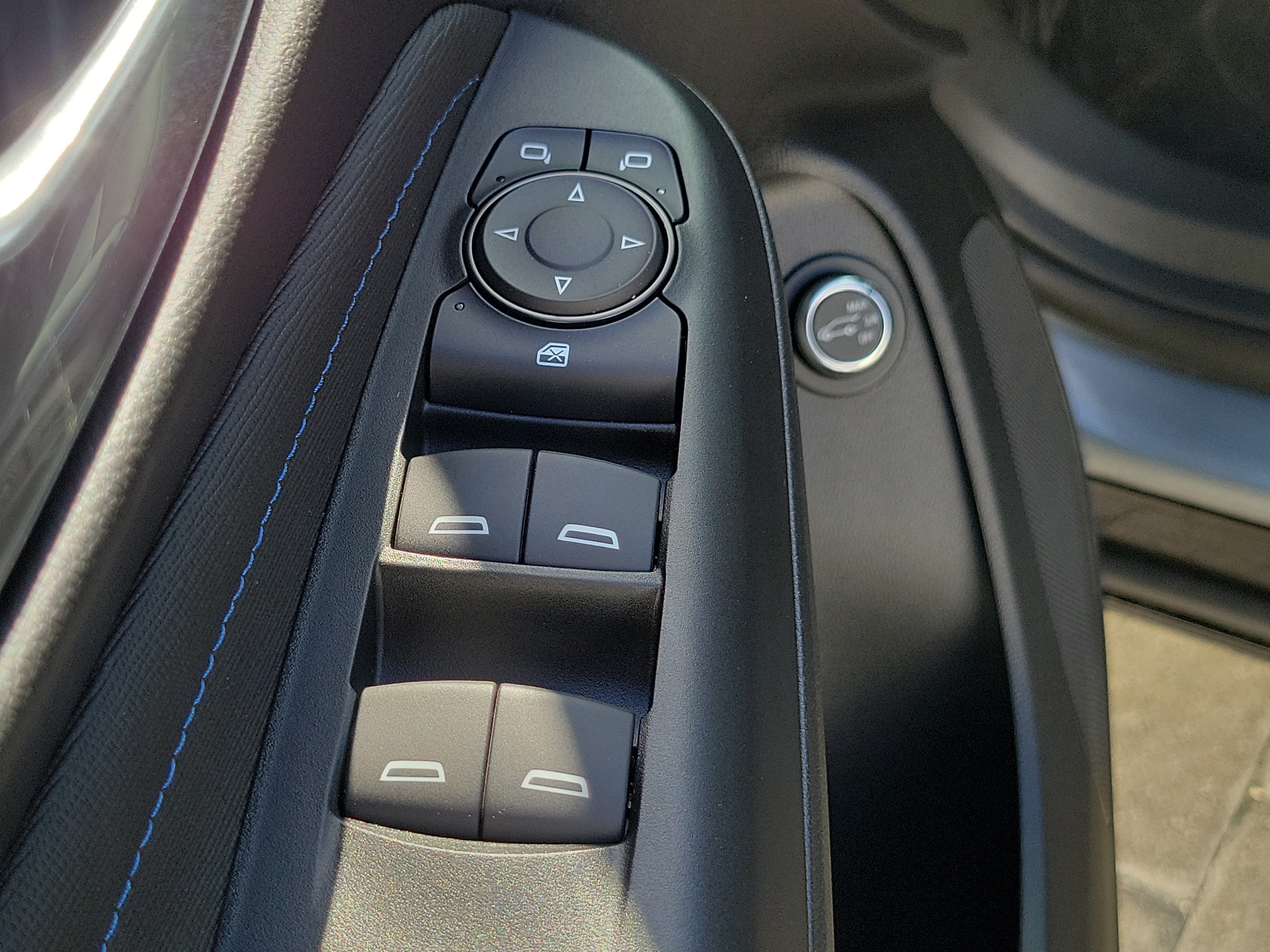 New 2026 Buick Envista Sport Touring w/ Convenience I Package FWD image 19