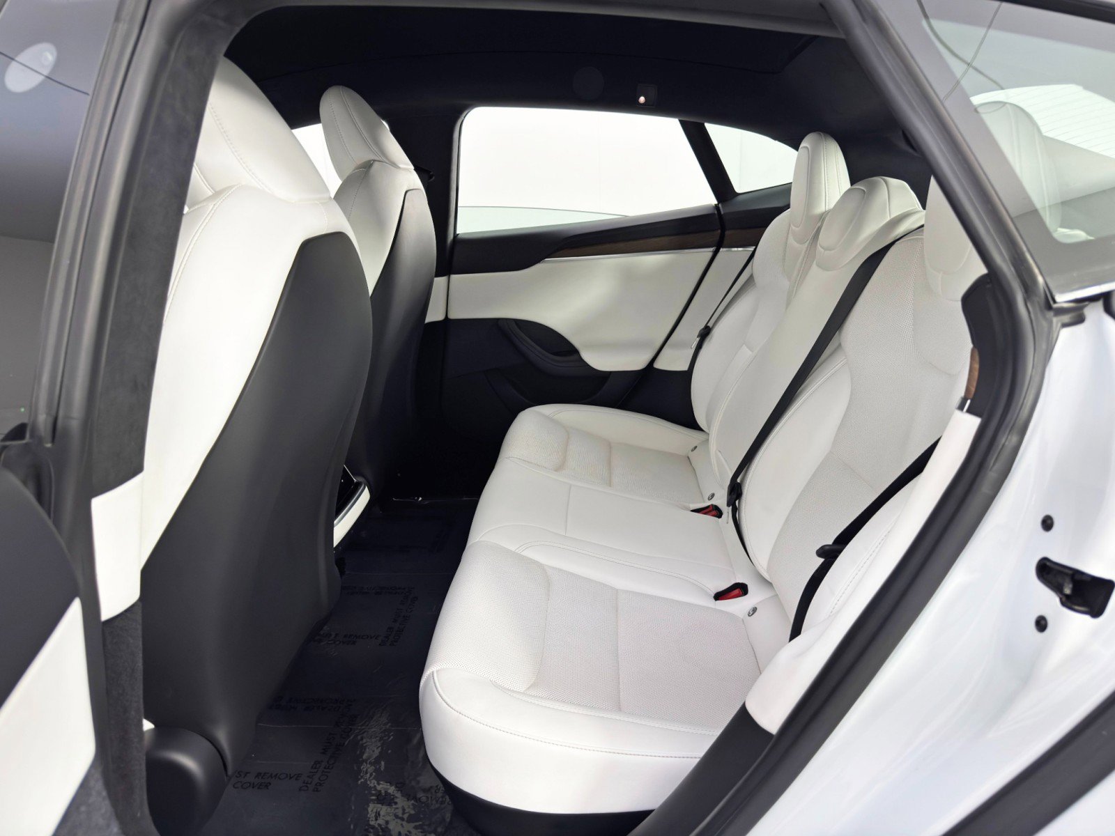 Used 2022 Tesla Model S image 45