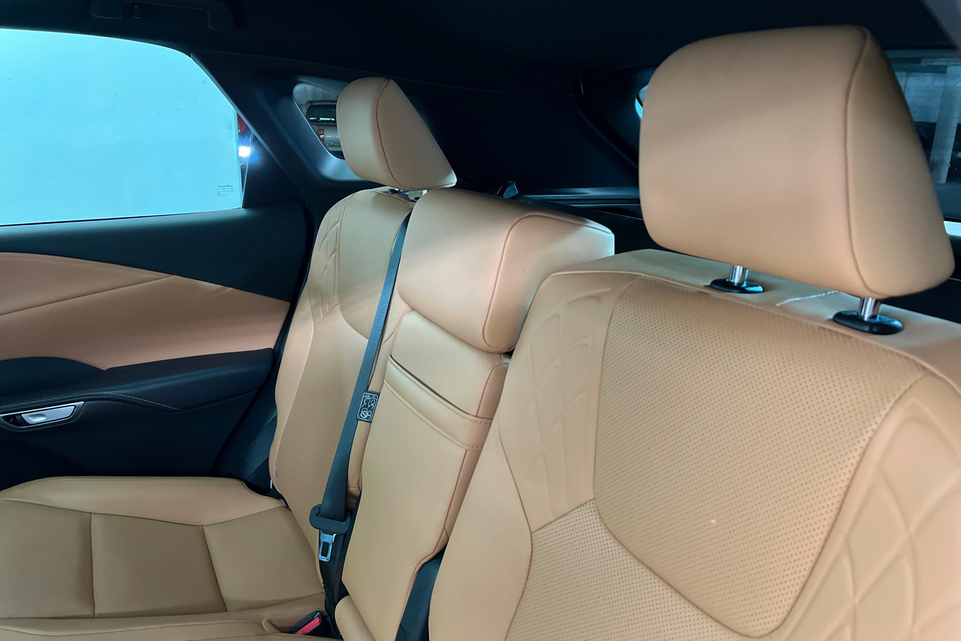 Used 2024 Lexus RX 350h w/ Convenience Package image 21