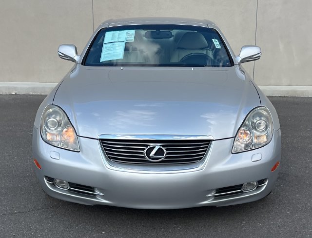 Used 2009 Lexus SC 430 Convertible RWD image 3