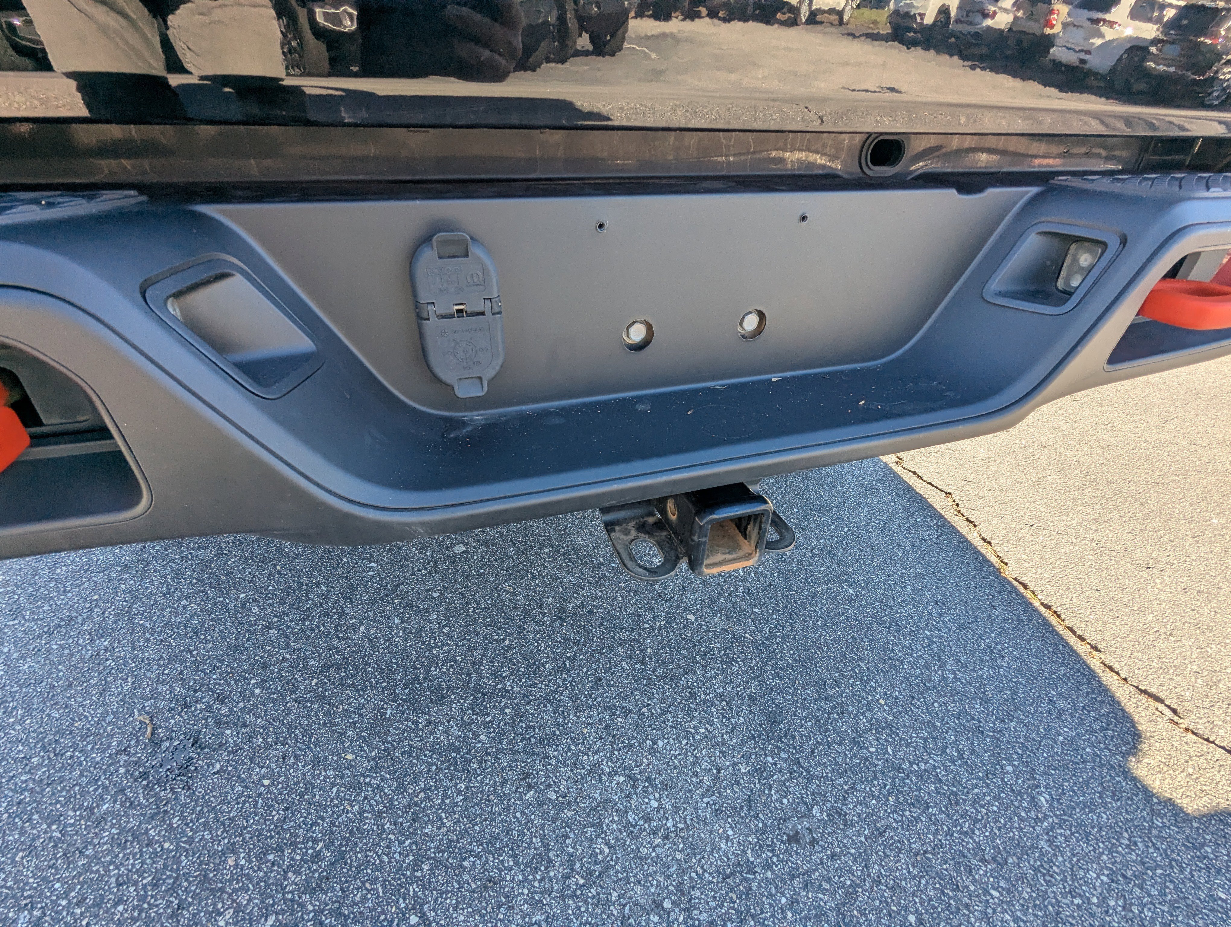 Used 2022 Jeep Gladiator Mojave w/ Cold Weather Group image 27