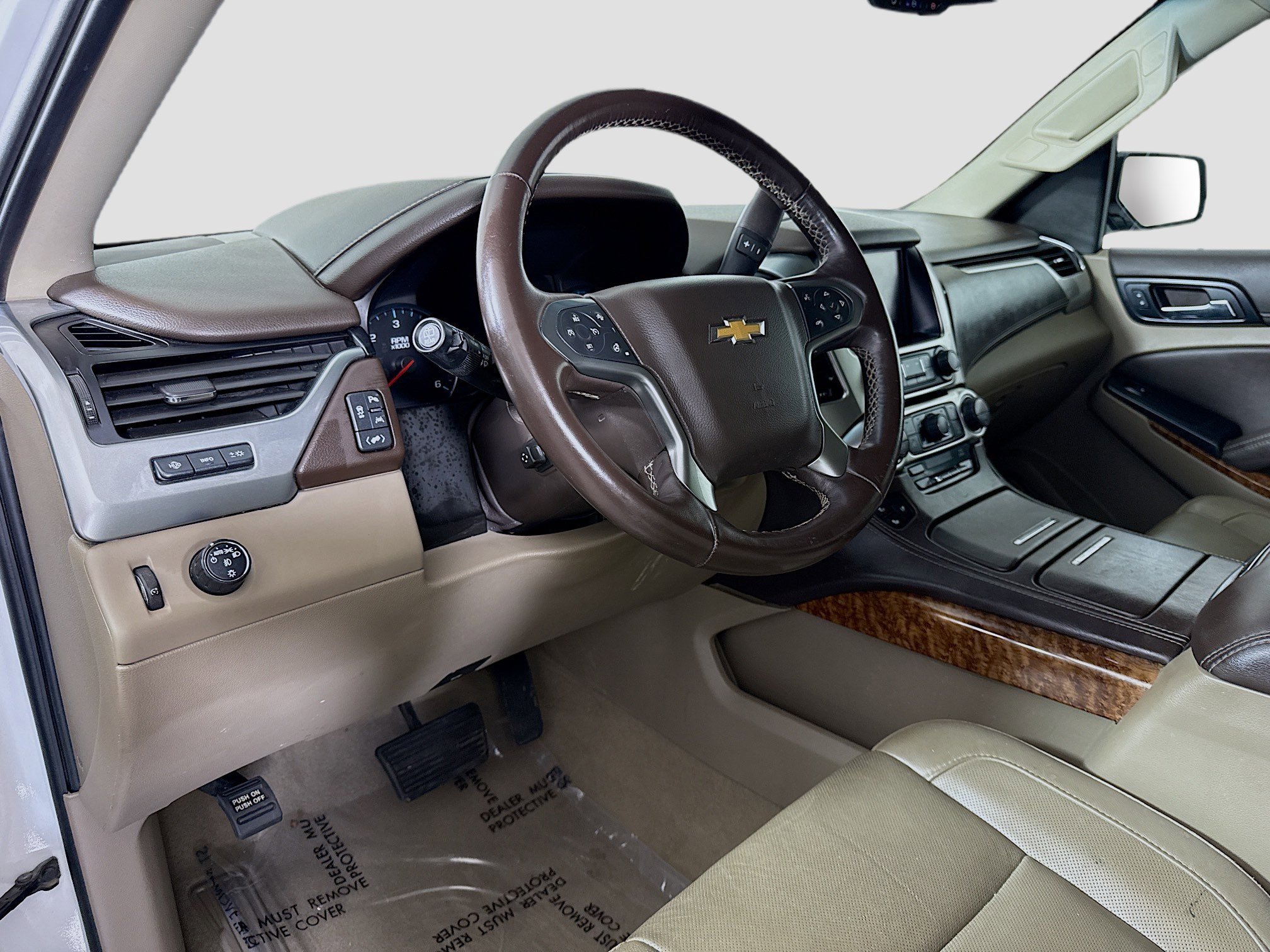 Used 2019 Chevrolet Suburban Premier RWD image 23