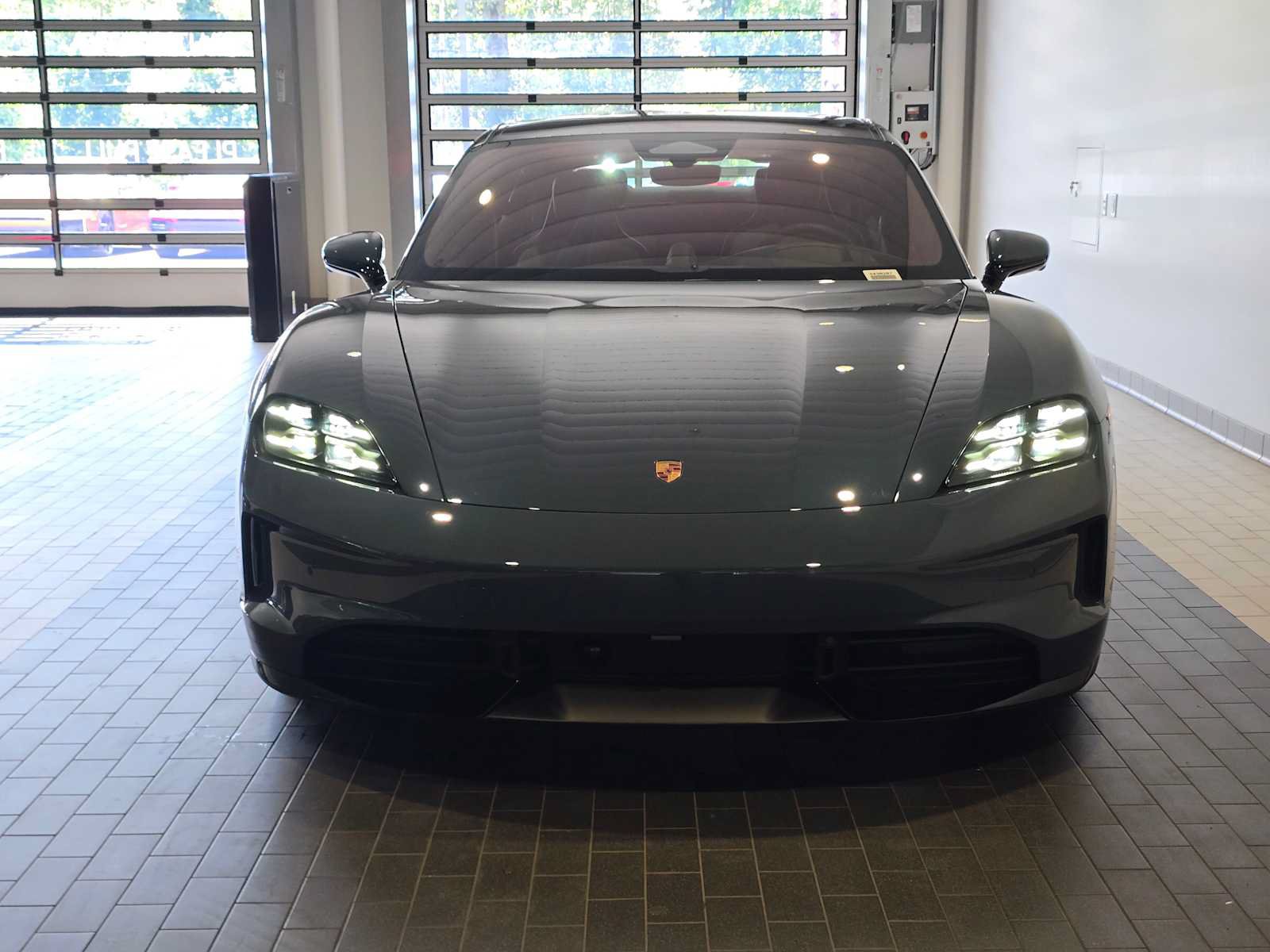 New 2026 Porsche Taycan GTS AWD/4WD image 10