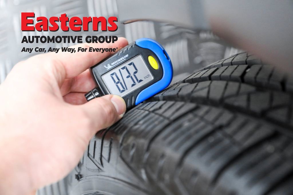 Used 2020 Toyota C-HR LE image 27