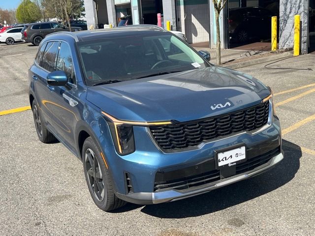 Used 2025 Kia Sorento EX w/ EX Panoramic Sunroof Package image 5