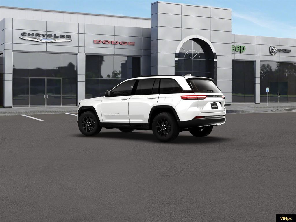 New 2026 Jeep Grand Cherokee Altitude image 4
