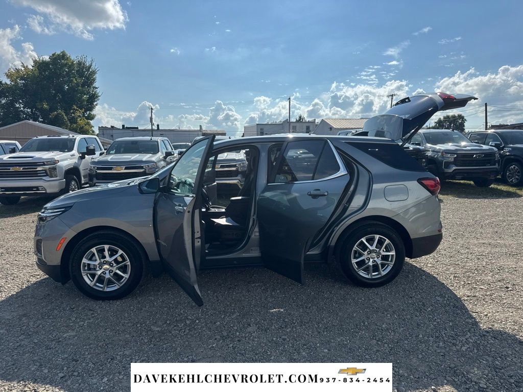 Used 2024 Chevrolet Equinox LT FWD image 31