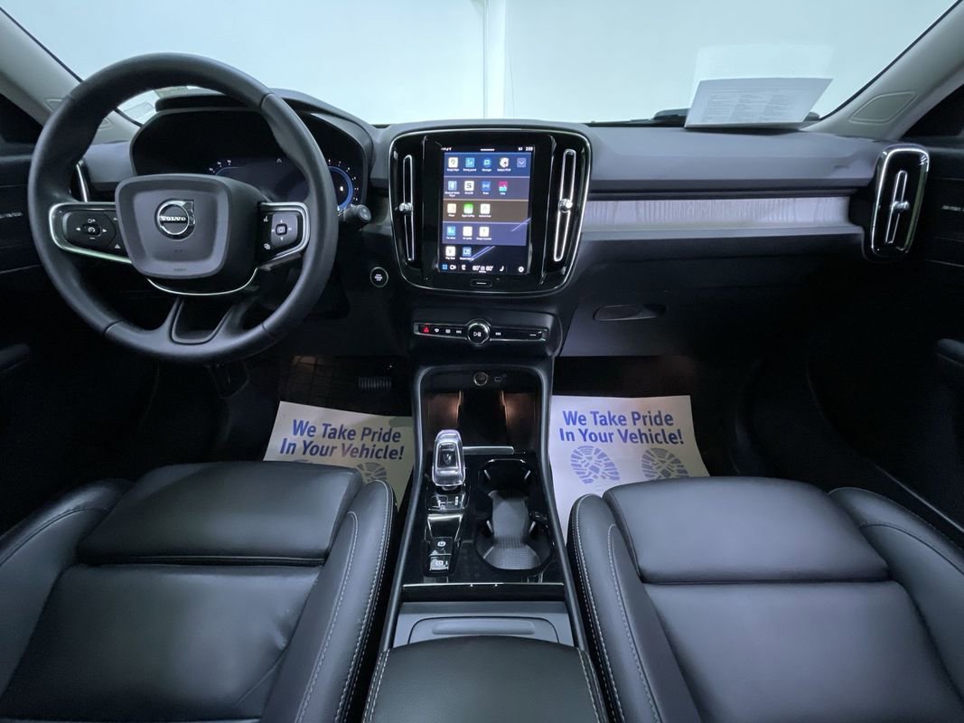 Used 2024 Volvo XC40 B5 Ultimate w/ Protection Package Premier AWD/4WD image 18