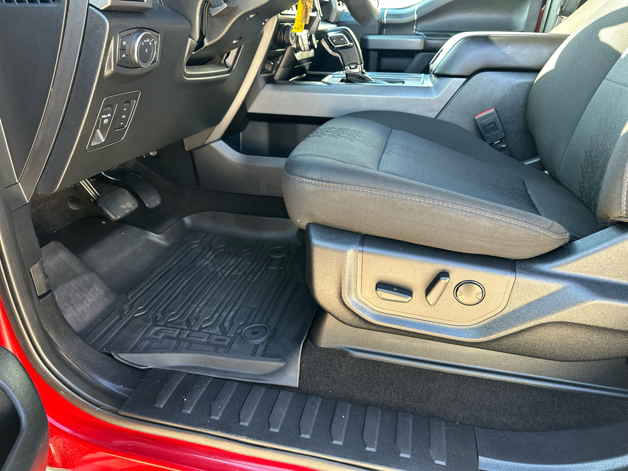 Used 2020 Ford F150 XLT w/ Equipment Group 302A Luxury image 21