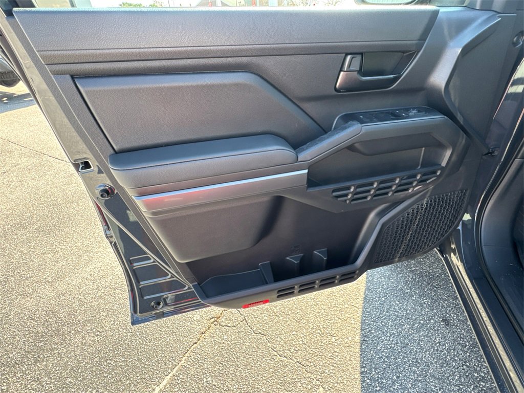 New 2025 Toyota Tacoma SR5 image 10