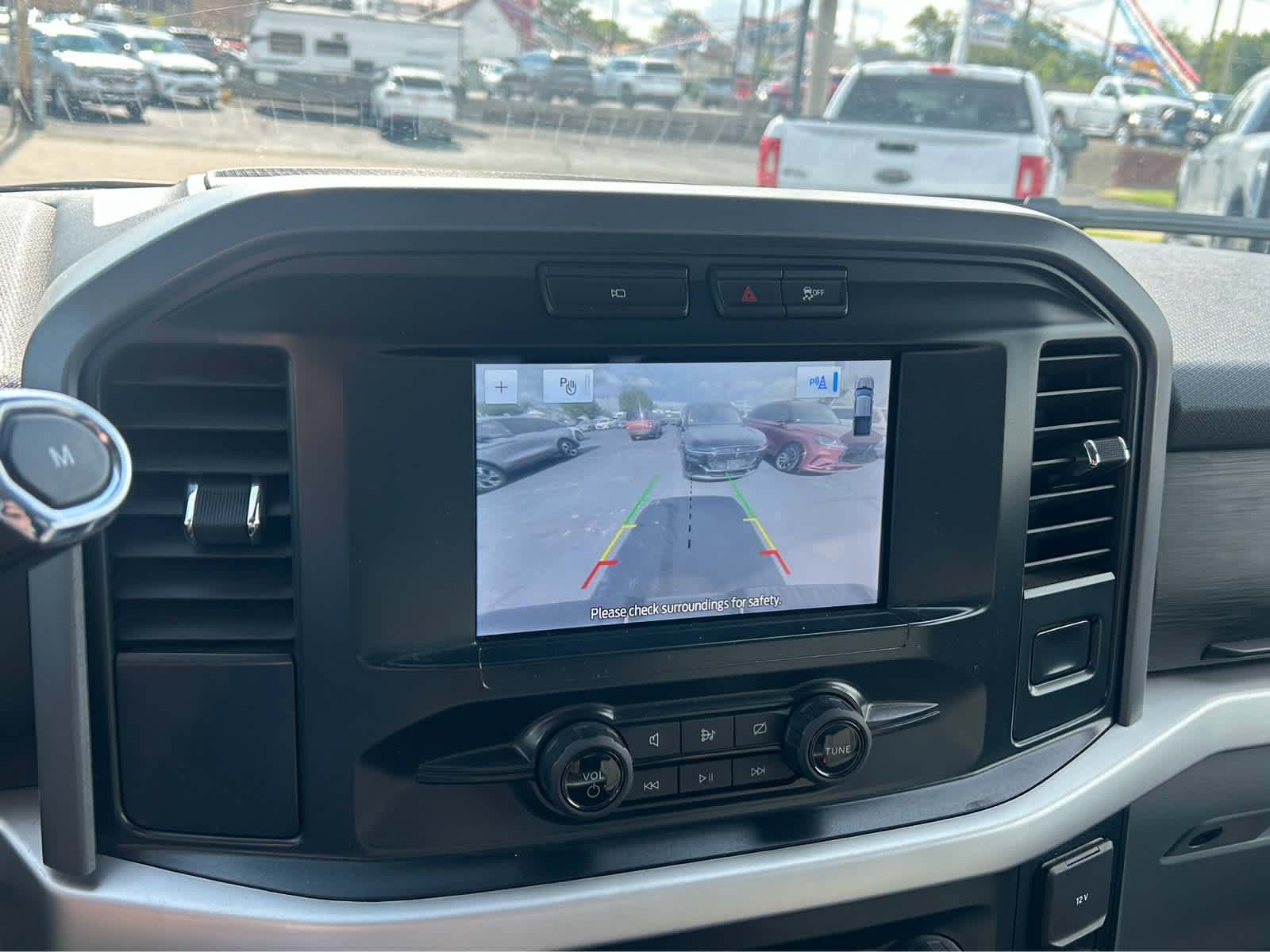 Used 2022 Ford F150 XLT AWD/4WD image 24