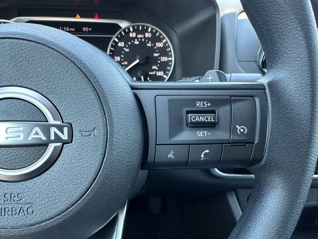 Used 2024 Nissan Rogue S FWD image 24