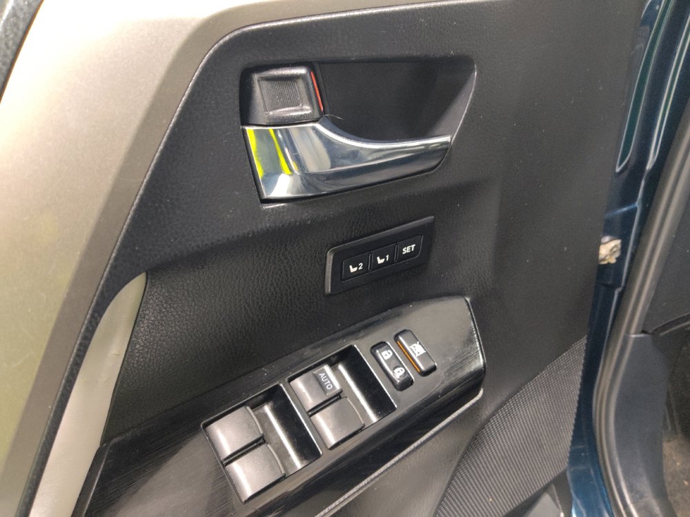 Used 2018 Toyota RAV4 Limited w/ All Weather Liner Package AWD/4WD image 27