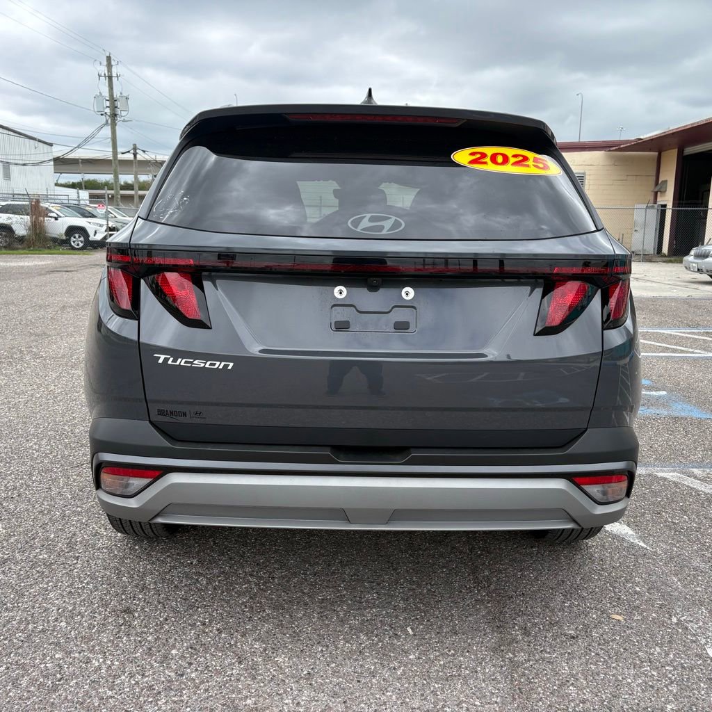 Used 2025 Hyundai Tucson SEL image 4