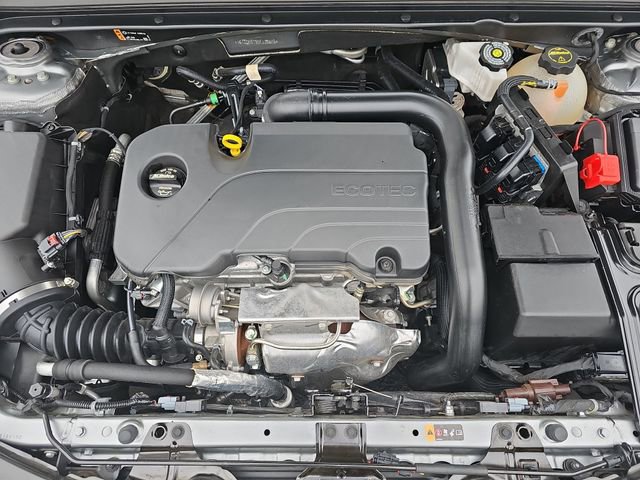 Used 2025 Chevrolet Malibu LT image 31