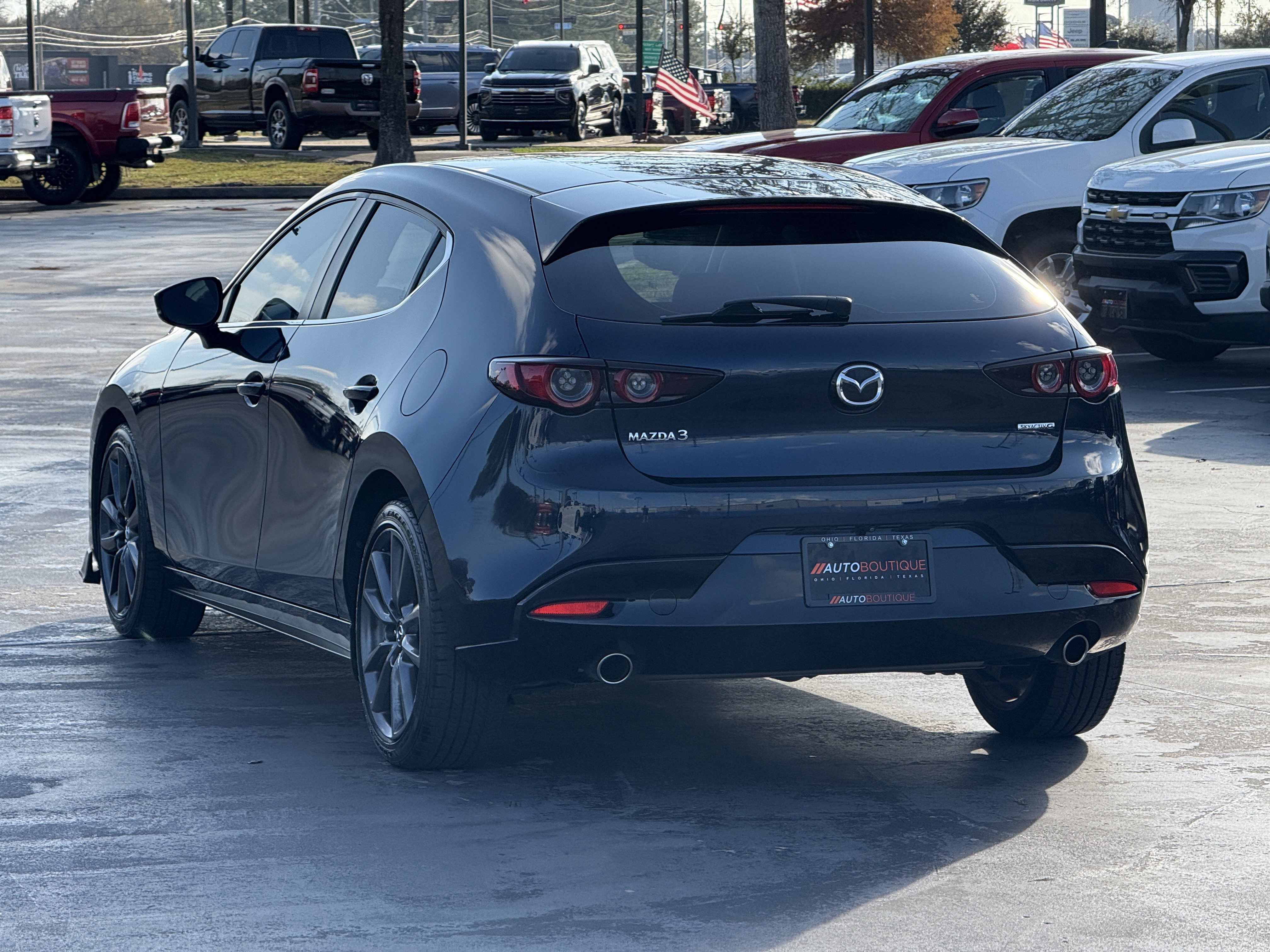 Used 2020 MAZDA MAZDA3 Hatchback image 8