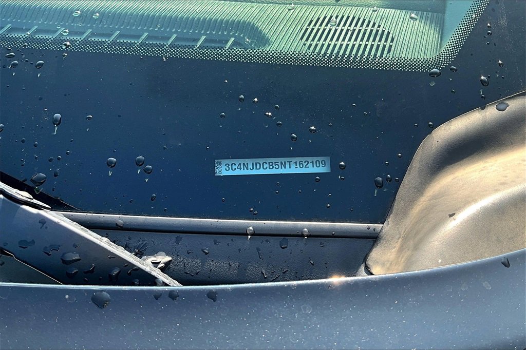 Used 2022 Jeep Compass Limited image 19