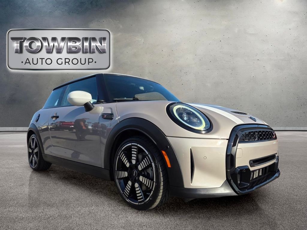 Used 2023 MINI Cooper S FWD image 2