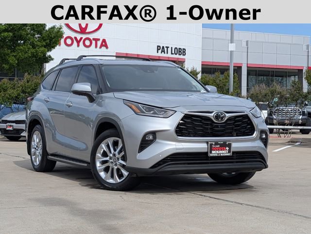 Used 2024 Toyota Highlander Limited image 2