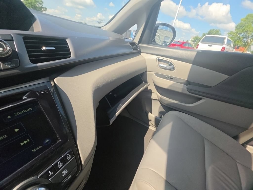 Used 2016 Honda Odyssey Touring image 23