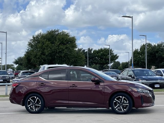 Used 2024 Nissan Sentra SV w/ Lighting Package FWD image 3