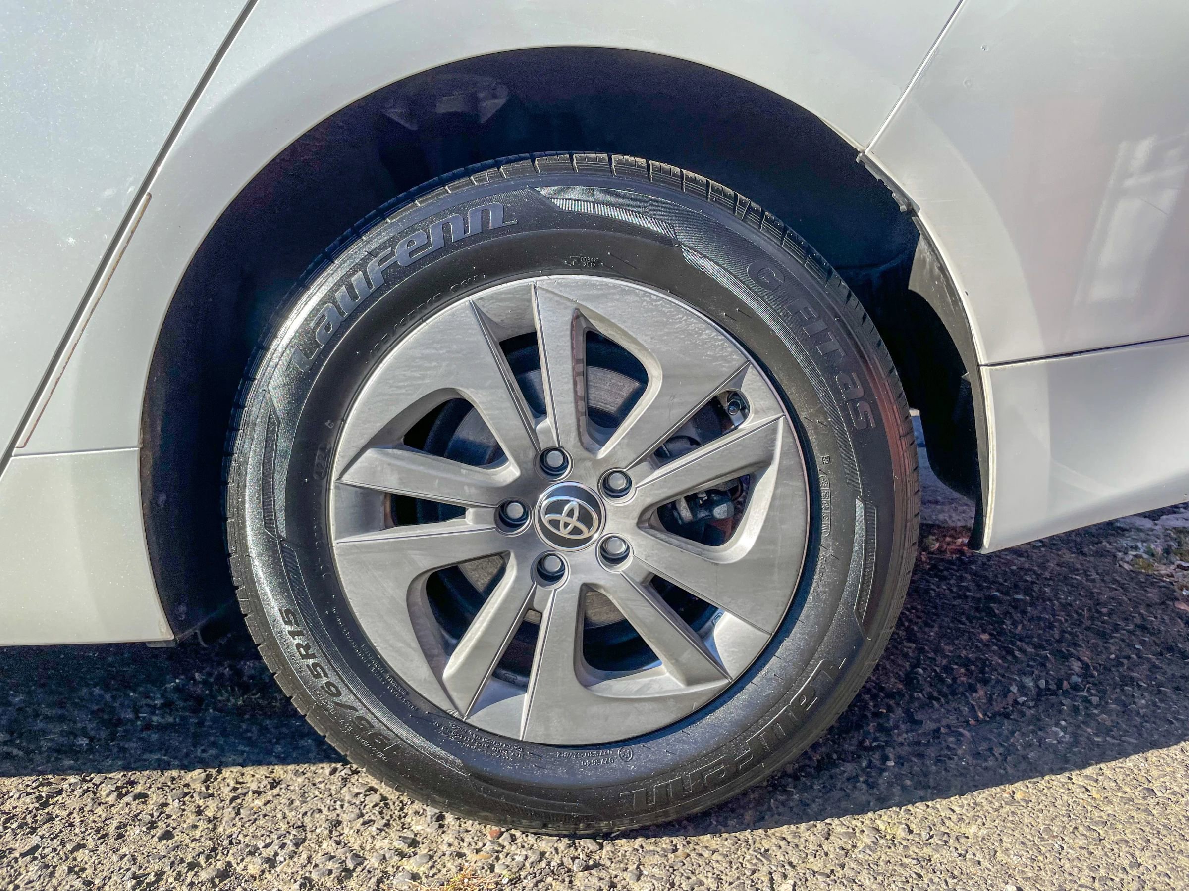 Used 2017 Toyota Prius Two w/ Carpet Mat Package image 36