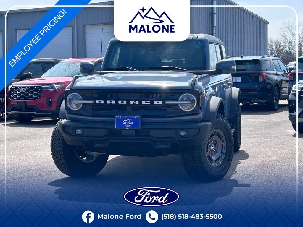 New 2025 Ford Bronco Outer Banks w/ Sasquatch Package