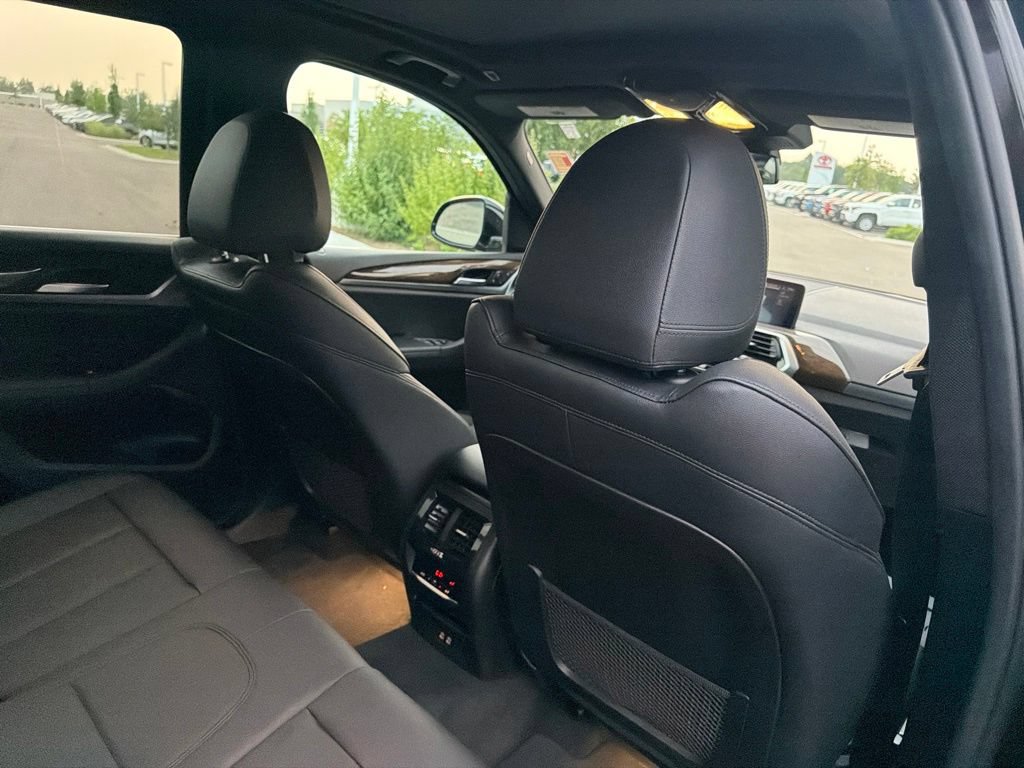 Used 2020 BMW X3 xDrive30i AWD/4WD image 16