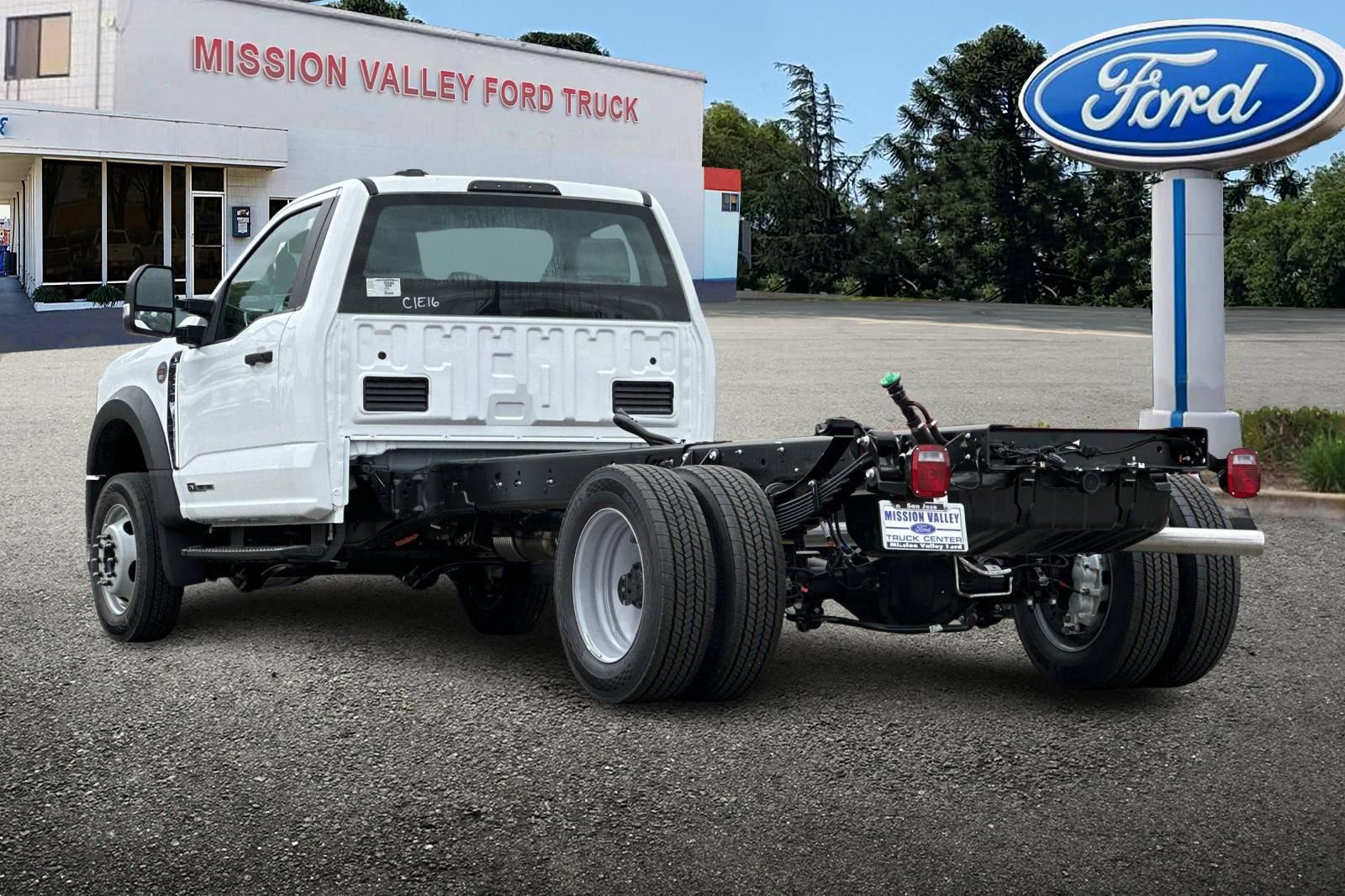New 2025 Ford F550 2WD Regular Cab Super Duty image 6