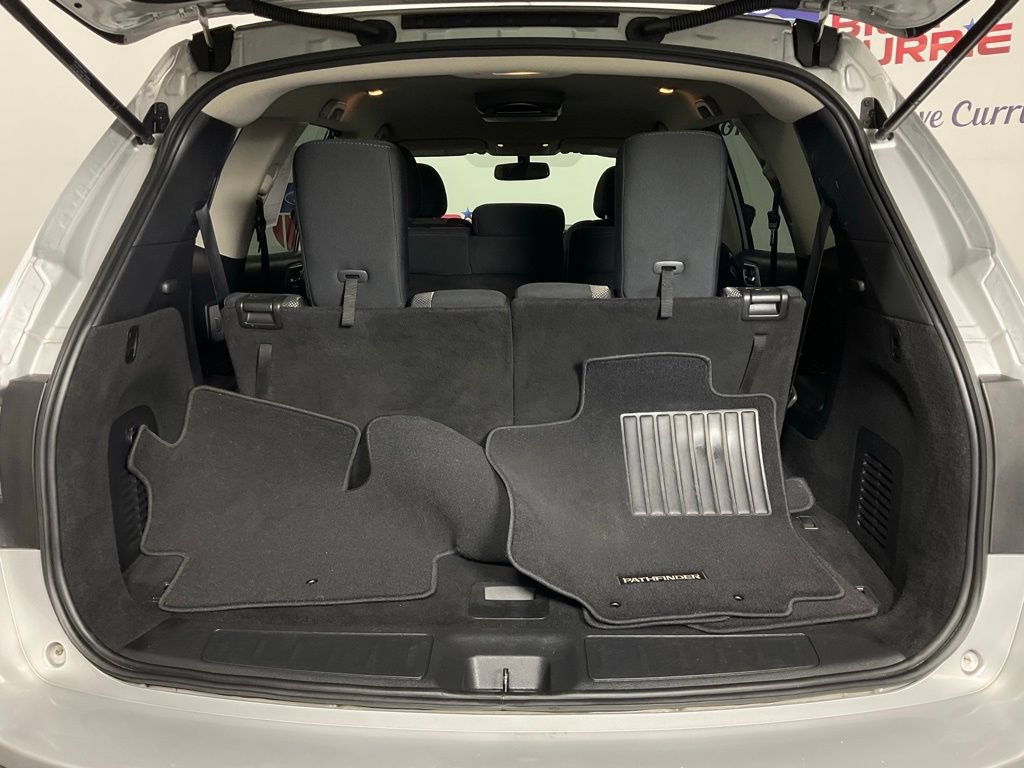 Used 2019 Nissan Pathfinder SV FWD image 11
