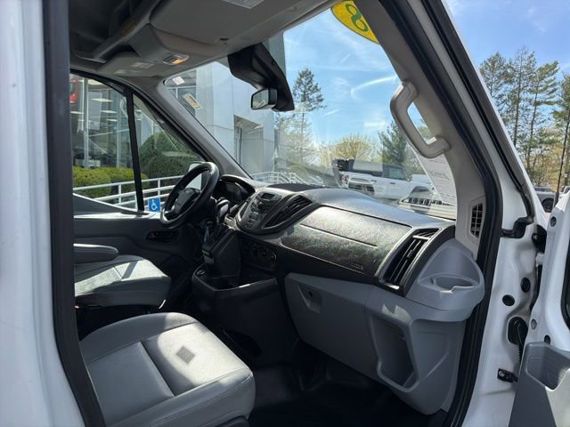 Used 2018 Ford Transit 250 130 Medium Roof RWD image 10