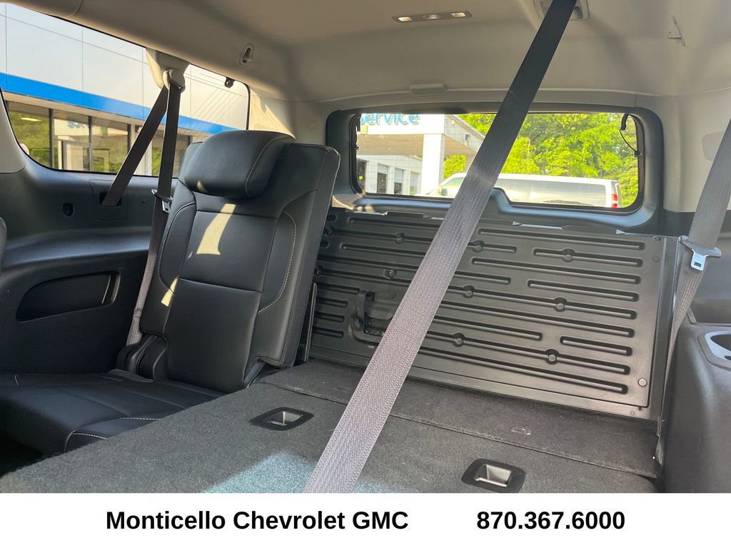 Used 2019 Chevrolet Suburban Premier AWD/4WD image 28