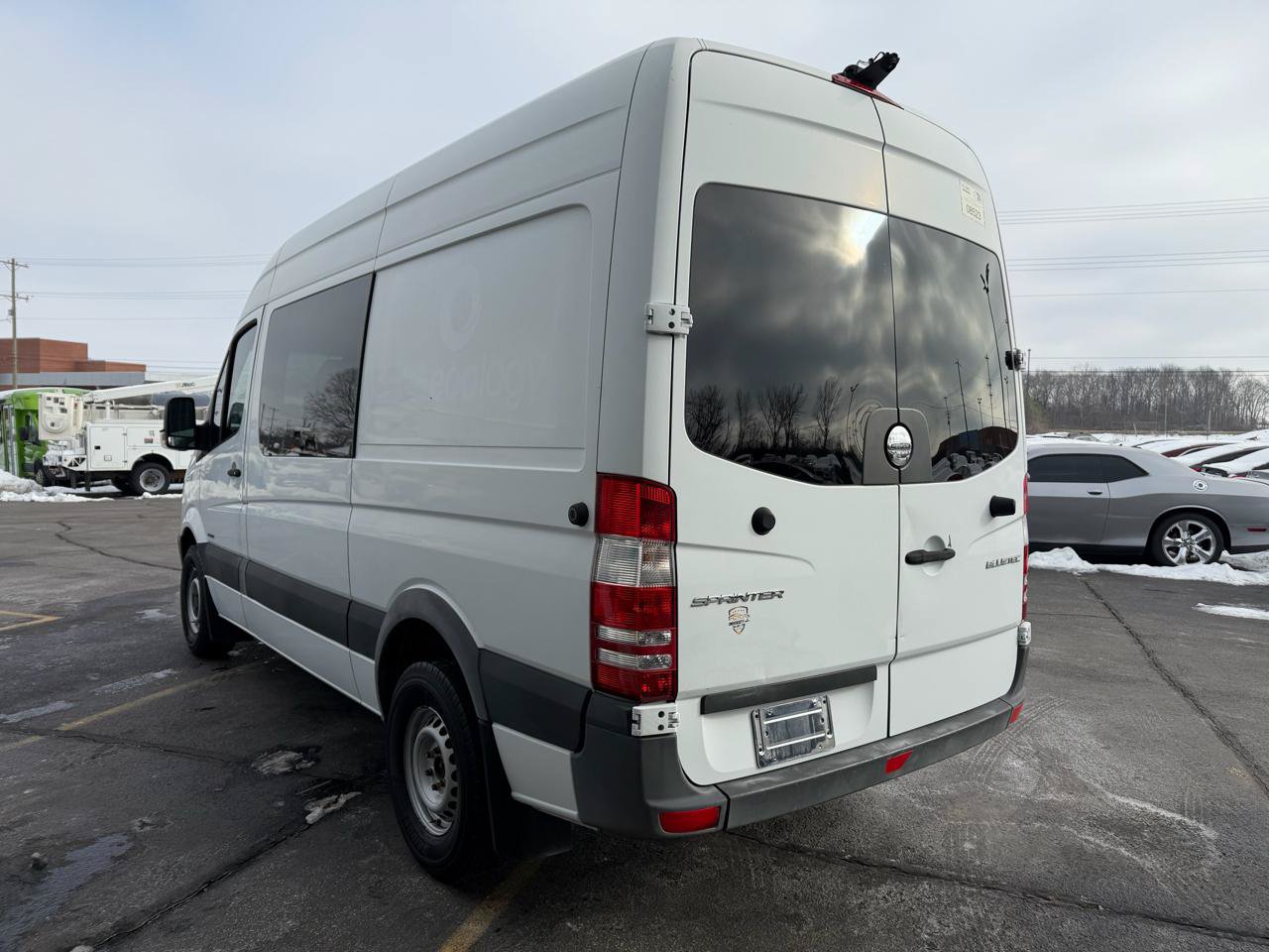 Used 2016 Freightliner Sprinter 2500 RWD image 5