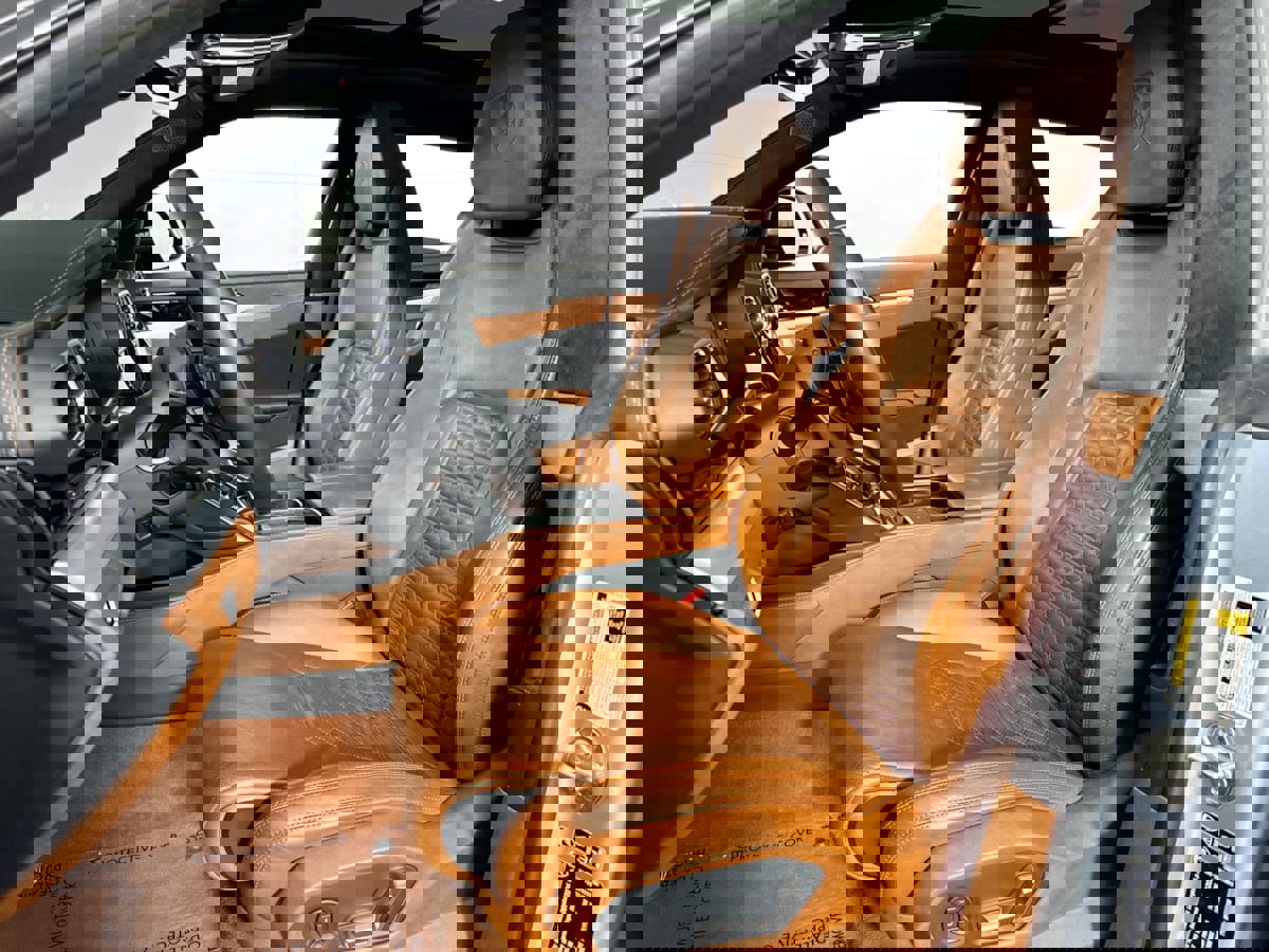 Used 2020 Lamborghini Urus image 27