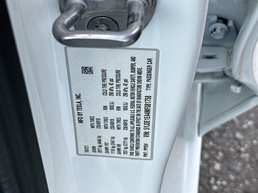 Used 2021 Tesla Model 3 Standard Range Plus RWD image 30