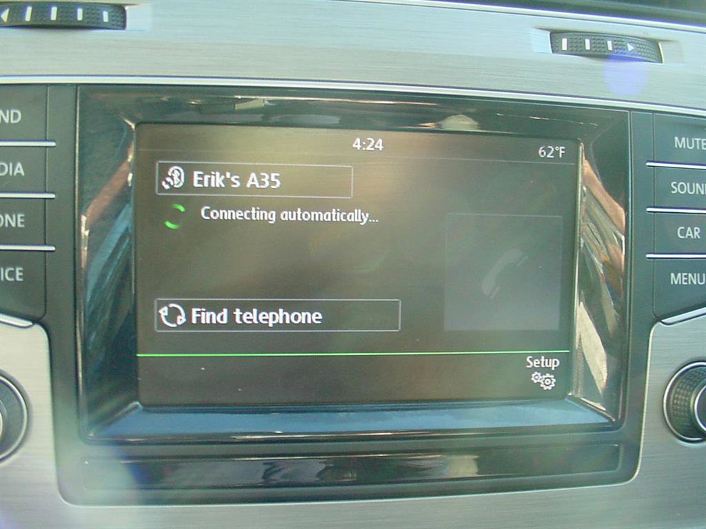 Used 2015 Volkswagen Golf SE image 19