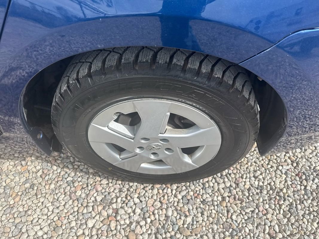 Used 2010 Toyota Prius Two FWD image 36