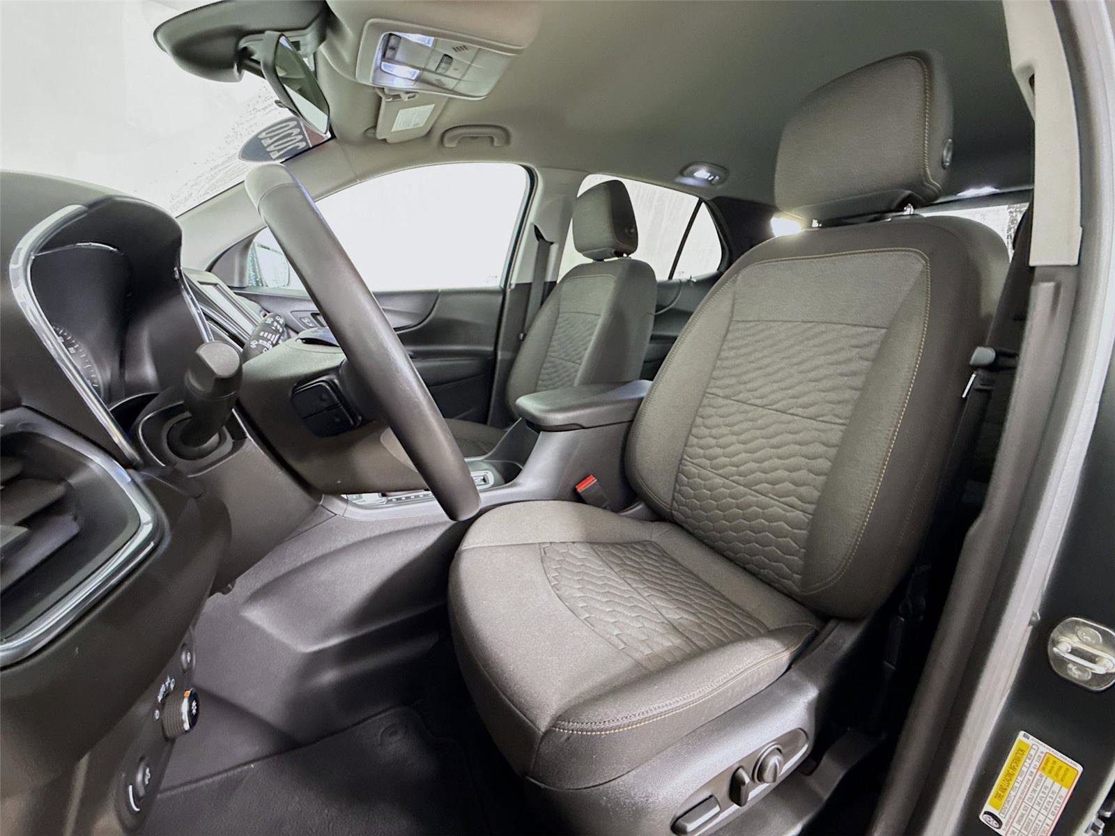 Used 2020 Chevrolet Equinox LT image 20