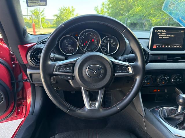 Used 2016 MAZDA MX-5 Miata Club RWD image 16