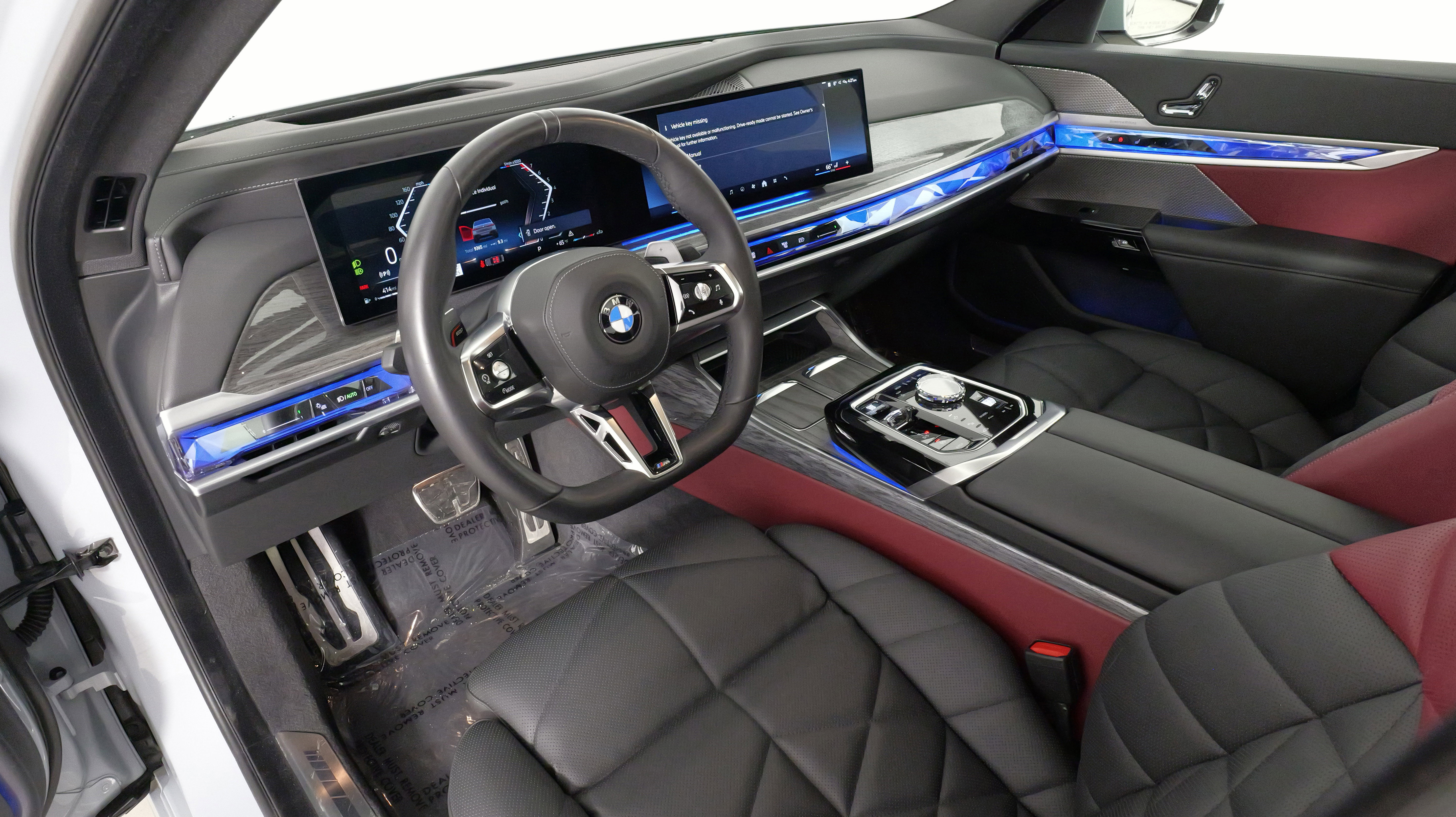 Used 2024 BMW 740i xDrive image 28